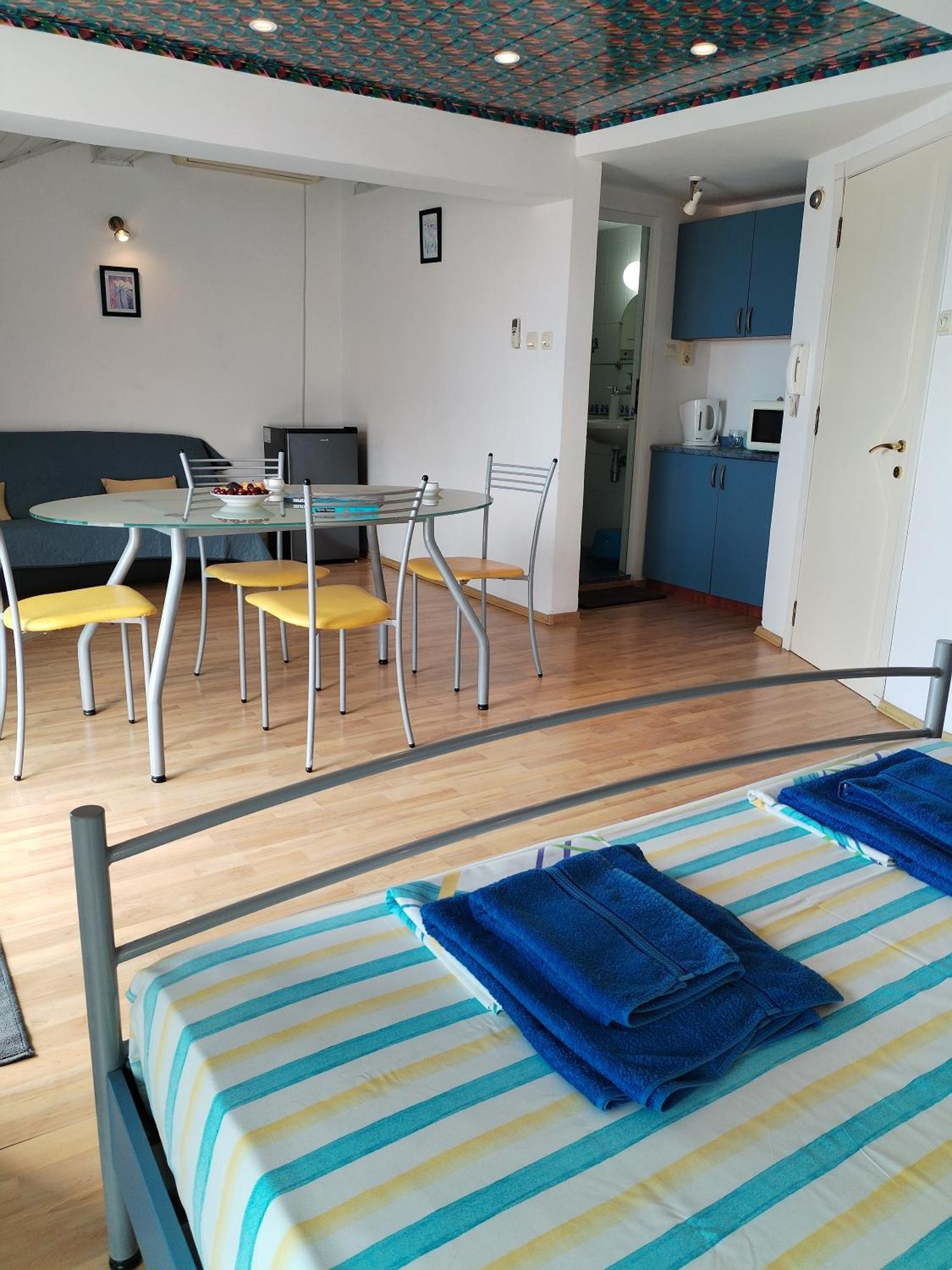 פומורי Lira Sto Apartments מראה חיצוני תמונה