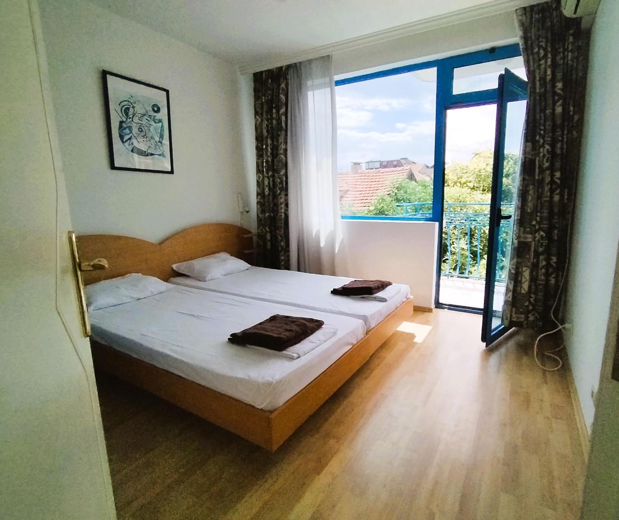 פומורי Lira Sto Apartments מראה חיצוני תמונה
