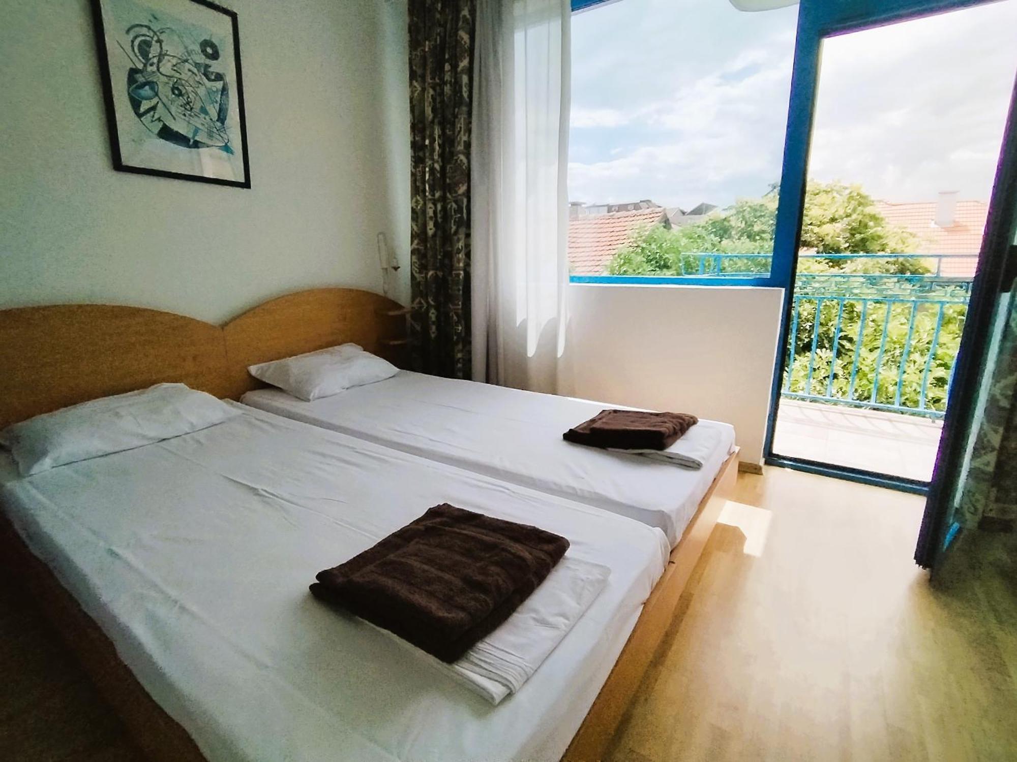 פומורי Lira Sto Apartments מראה חיצוני תמונה