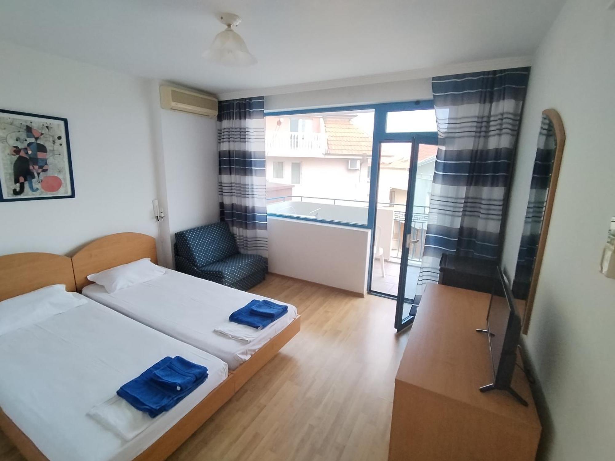 פומורי Lira Sto Apartments מראה חיצוני תמונה