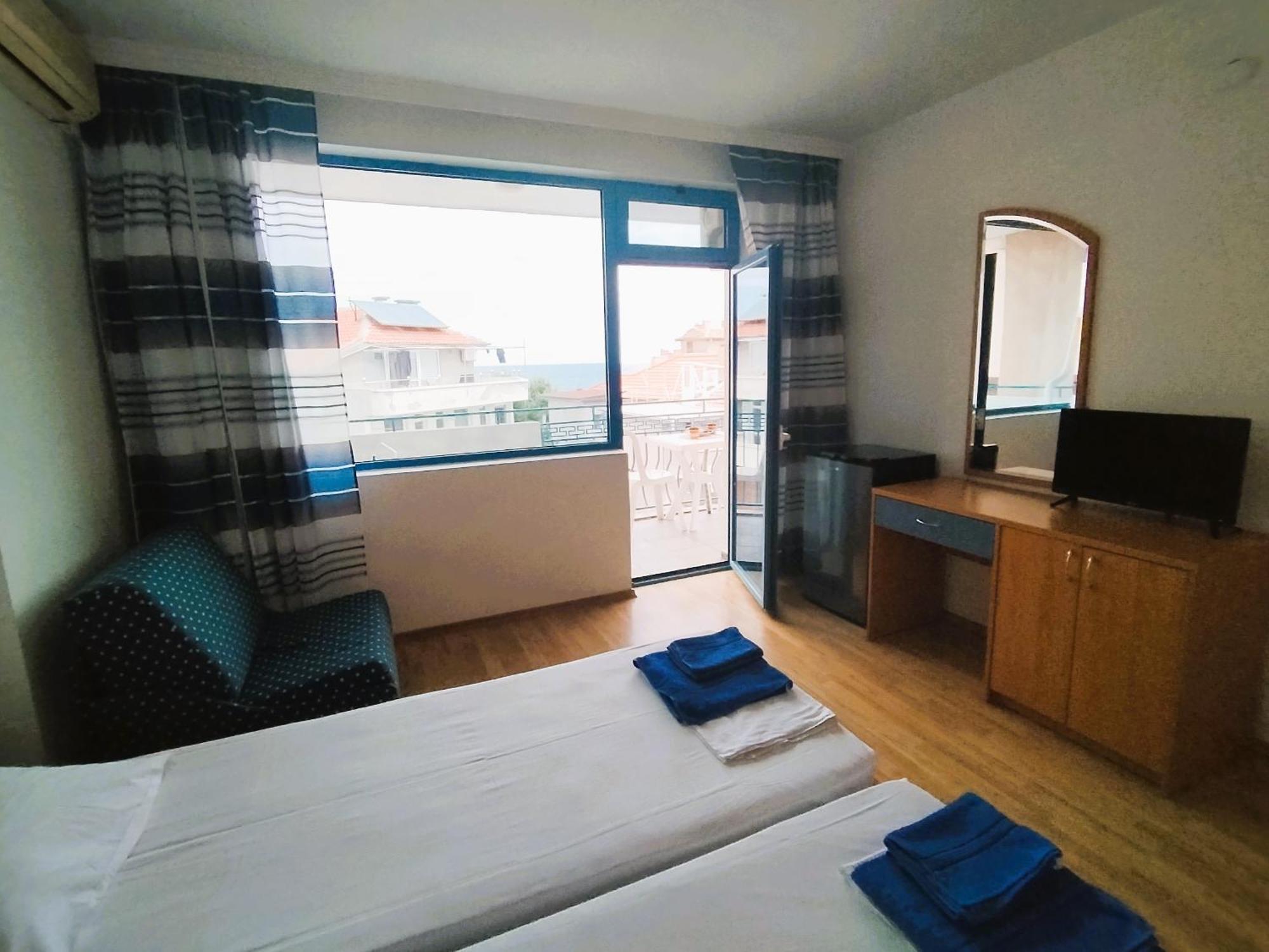 פומורי Lira Sto Apartments מראה חיצוני תמונה