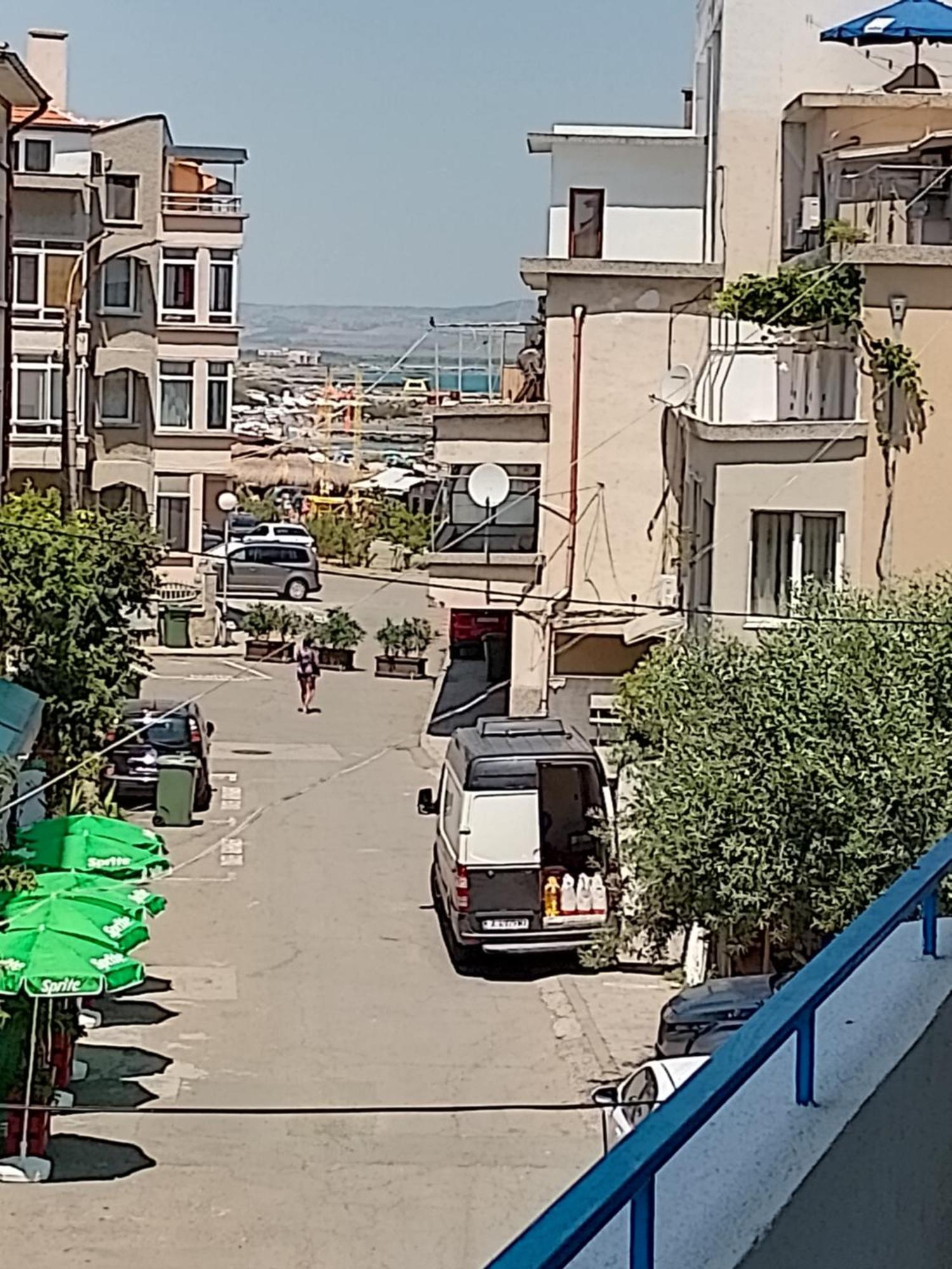 פומורי Lira Sto Apartments מראה חיצוני תמונה