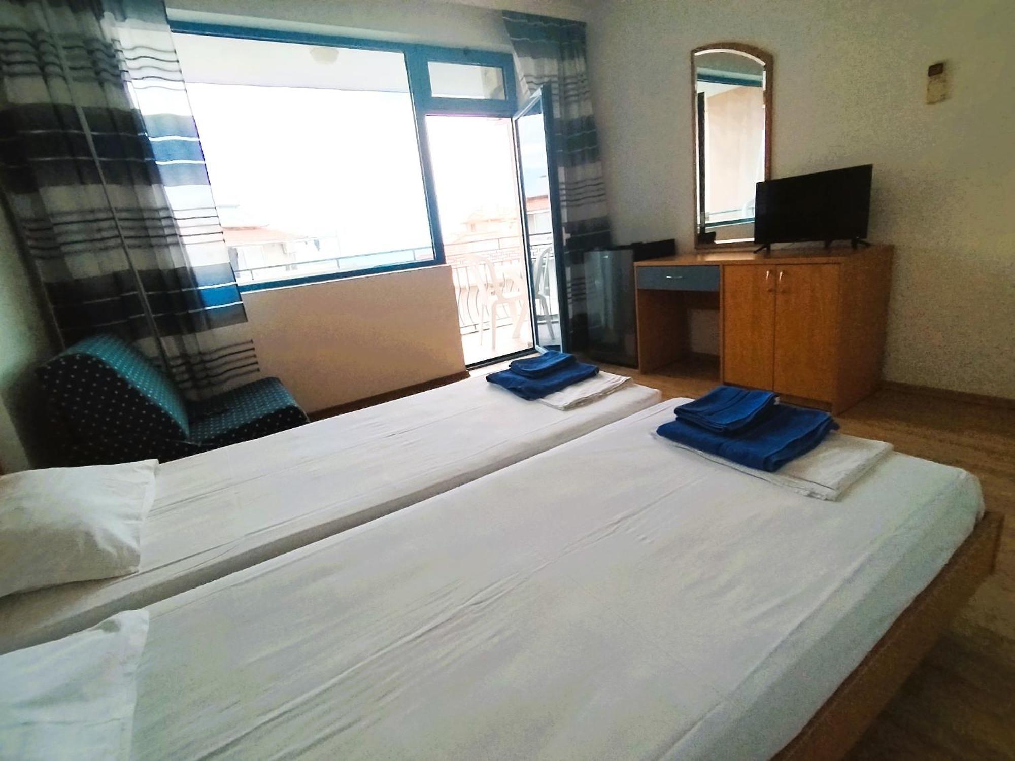 פומורי Lira Sto Apartments מראה חיצוני תמונה