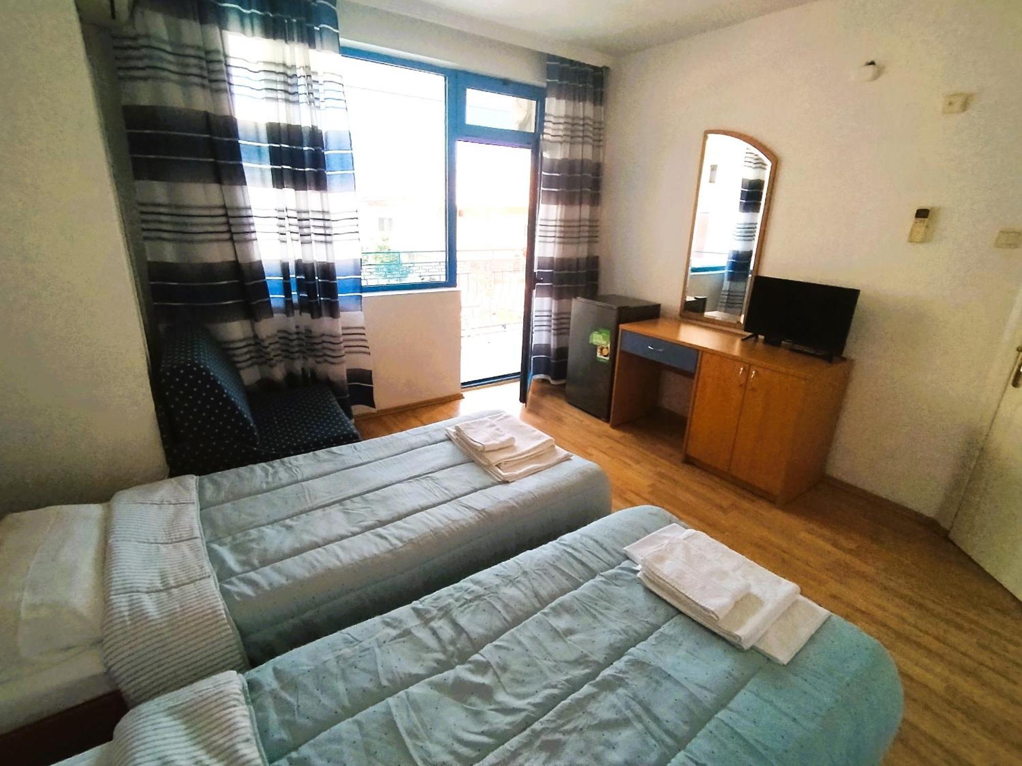 פומורי Lira Sto Apartments מראה חיצוני תמונה